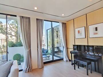 4 Bed 6 Bath 370 SQ.M. Aerie Srinakarin-Krungthepkreetha