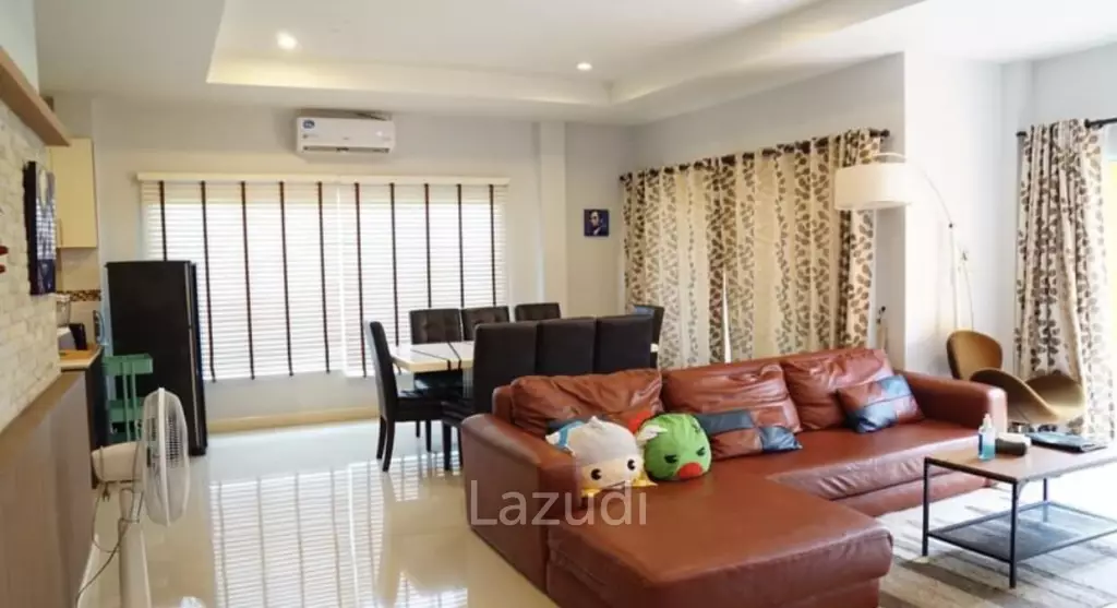 3 Bedrooms 2 Bathrooms,768 sqm, Huayyai