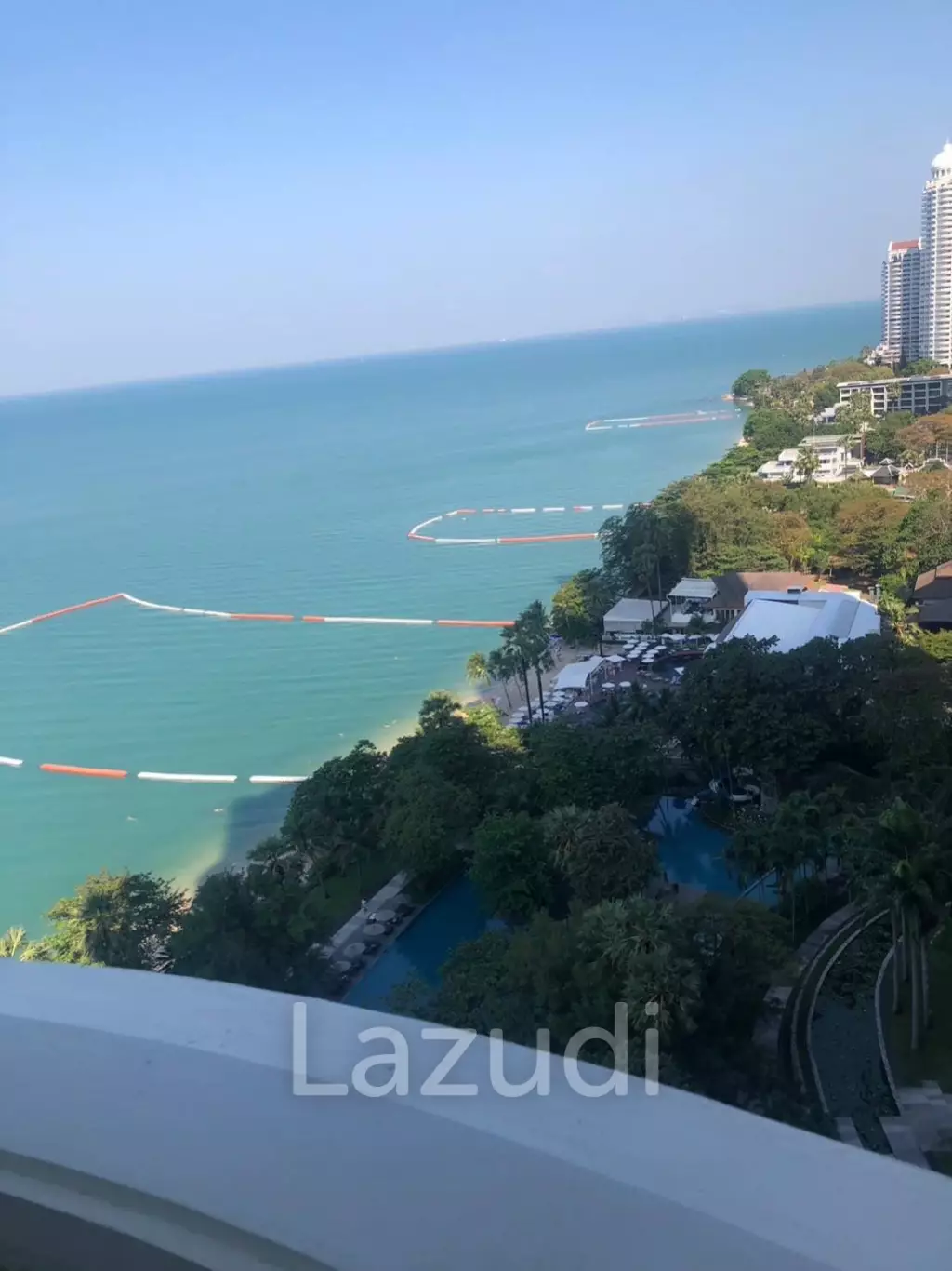 2 Bed 2 Bath 124 SQ.M Sky Beach Wongamat.