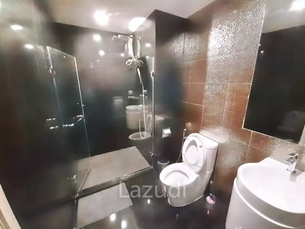 2 Bed 2 Bath 55 SQ.M Rhythm Sukhumvit 36-38