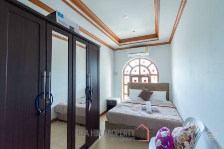 SUNSET VILLAGE 2   :  5 bed two storey