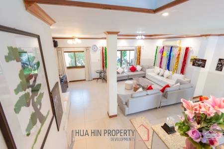 SUNSET VILLAGE 2   :  5 bed two storey