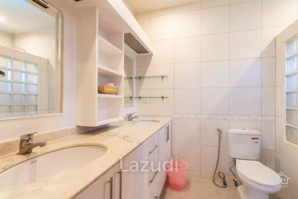 SUNSET VILLAGE 2   :  5 bed two storey