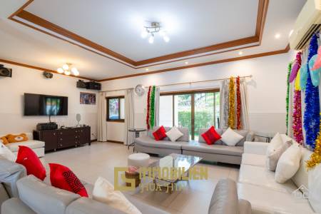 SUNSET VILLAGE 2   :  5 bed two storey