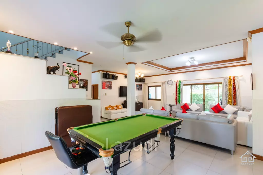 SUNSET VILLAGE 2   :  5 bed two storey