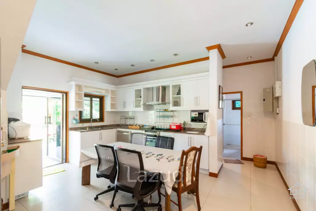 SUNSET VILLAGE 2   :  5 bed two storey
