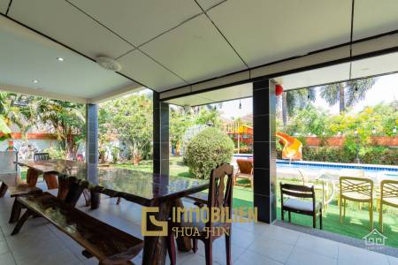 SUNSET VILLAGE 2   :  5 bed two storey