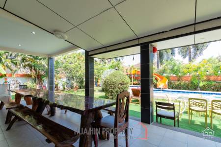 SUNSET VILLAGE 2   :  5 bed two storey