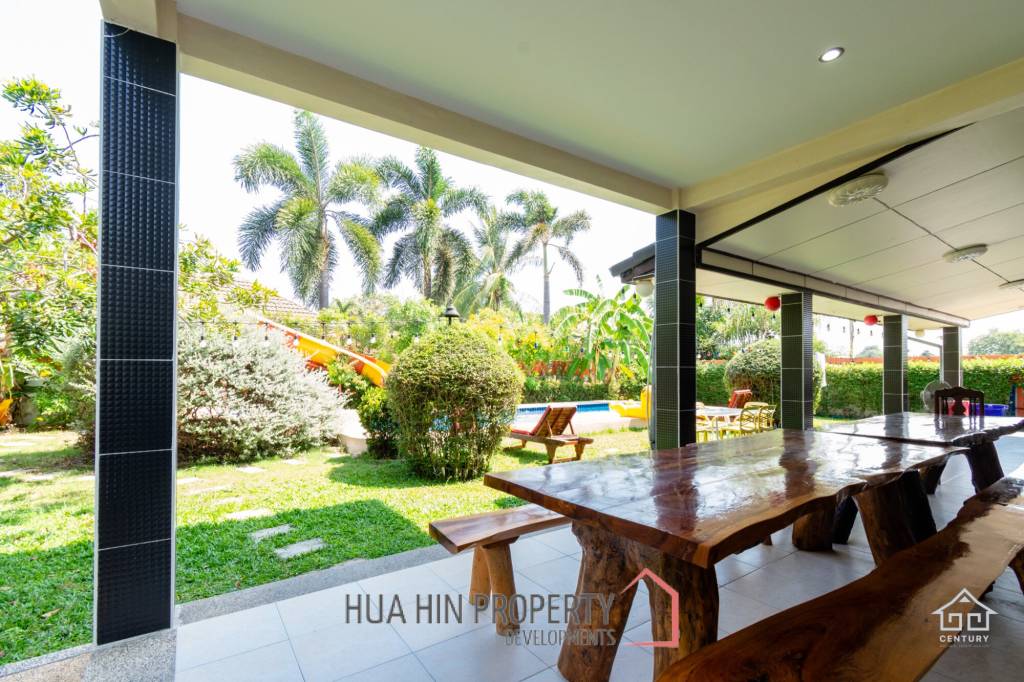 SUNSET VILLAGE 2   :  5 bed two storey