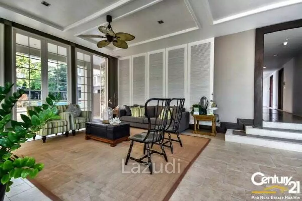 AUTUMN : 2 Bed Condo with Sea and Golf Course Views