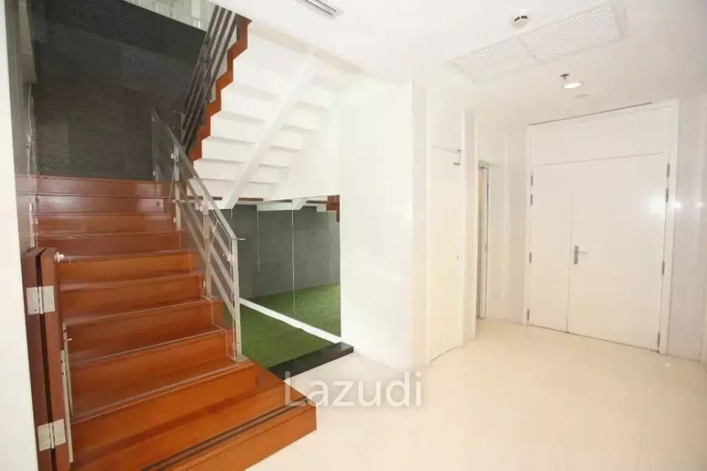 4 Bed 4 Bath 385 SQ.M Royal Residence Park