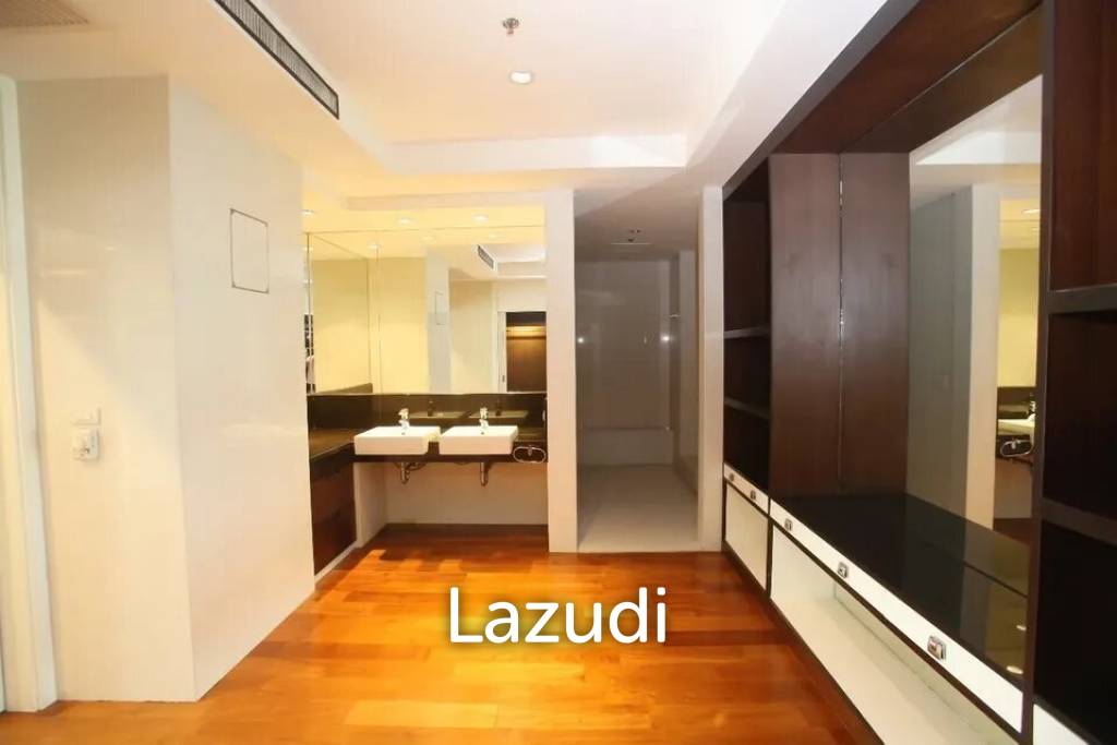 4 Bed 4 Bath 385 SQ.M Royal Residence Park