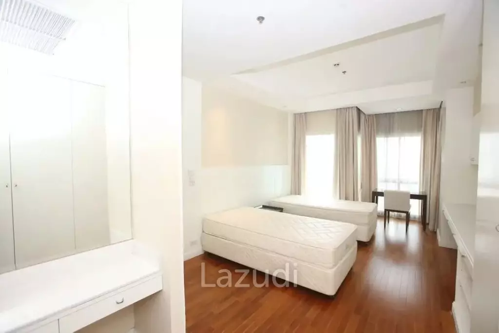 4 Bed 4 Bath 385 SQ.M Royal Residence Park