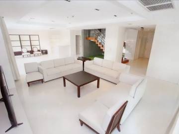 4 Bed 4 Bath 385 SQ.M Royal Residence Park