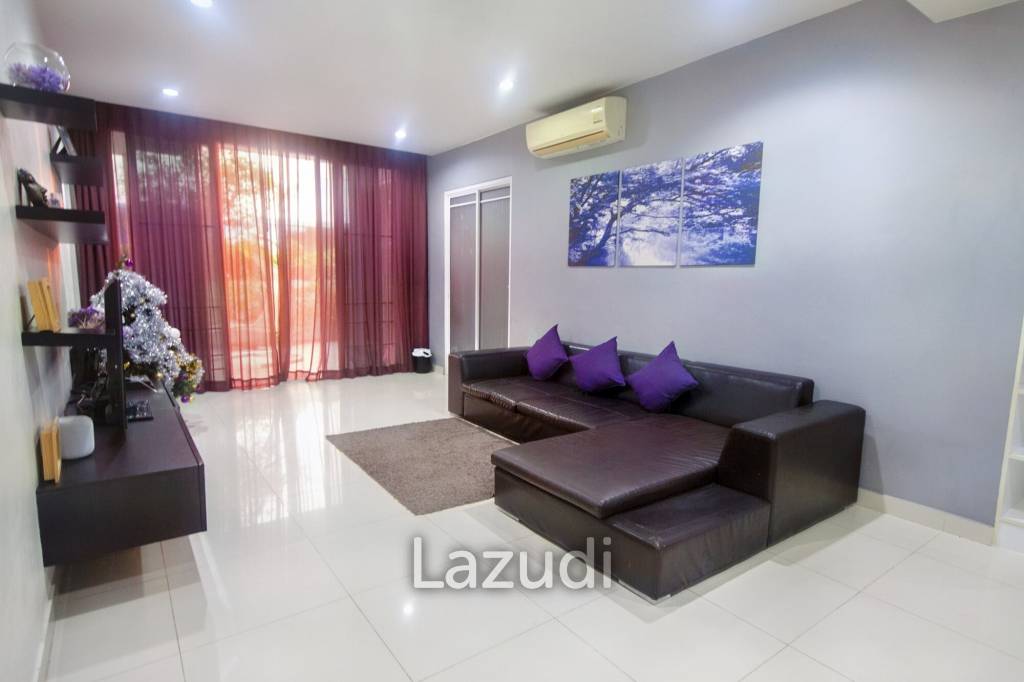 Mil Pool Villa: 3 Bedroom House for Rent