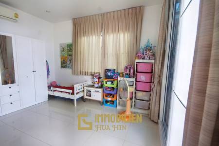 Mil Pool Villa: 3 Bedroom House for Rent