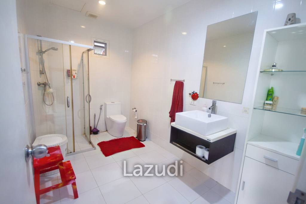 Mil Pool Villa: 3 Bedroom House for Rent