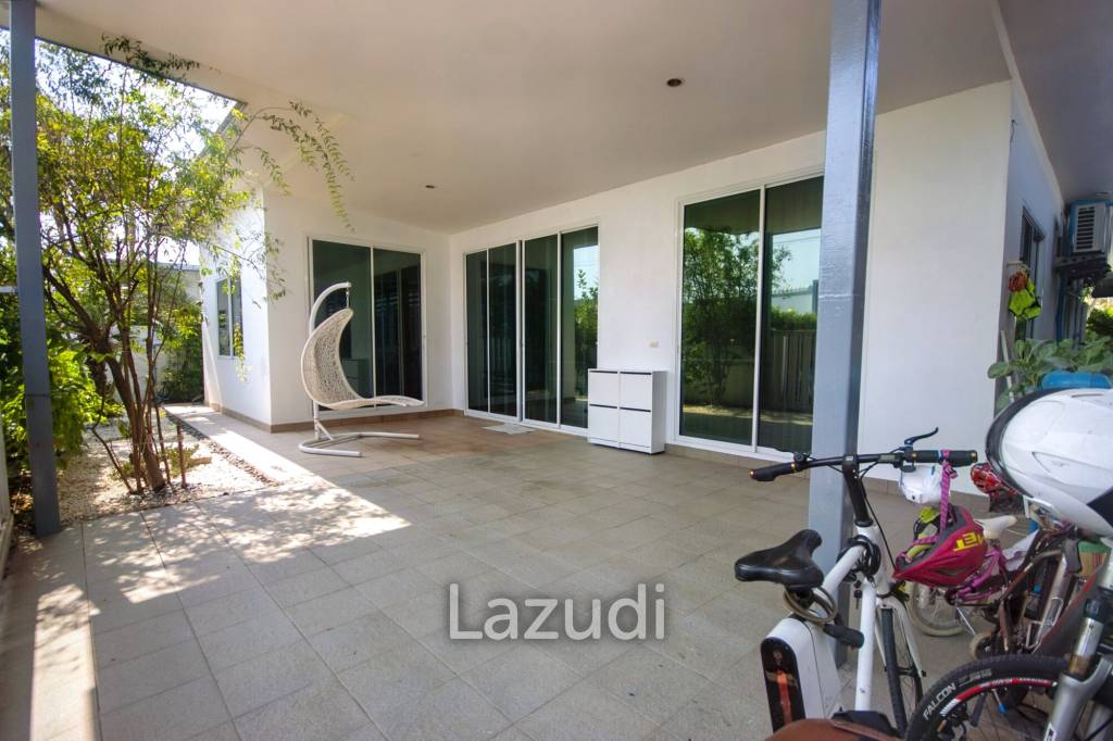 Mil Pool Villa: 3 Bedroom House for Rent