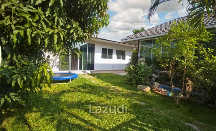 Mil Pool Villa: 3 Bedroom House for Rent