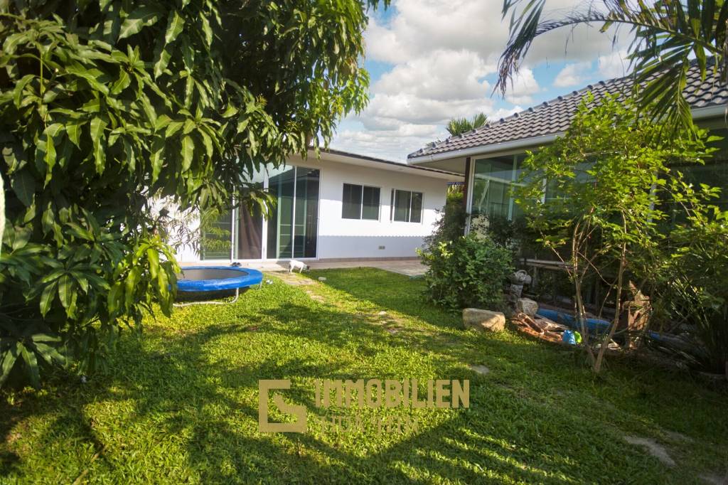 Mil Pool Villa: 3 Bedroom House for Rent