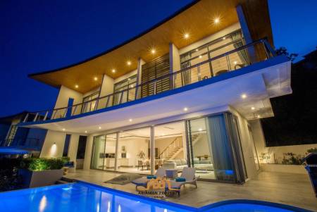 Luxury Sea View Villa in Award Winning Project