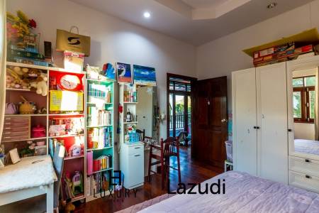 1,382 metro cuadrado 4 ` 4 Baño Villa de Venta