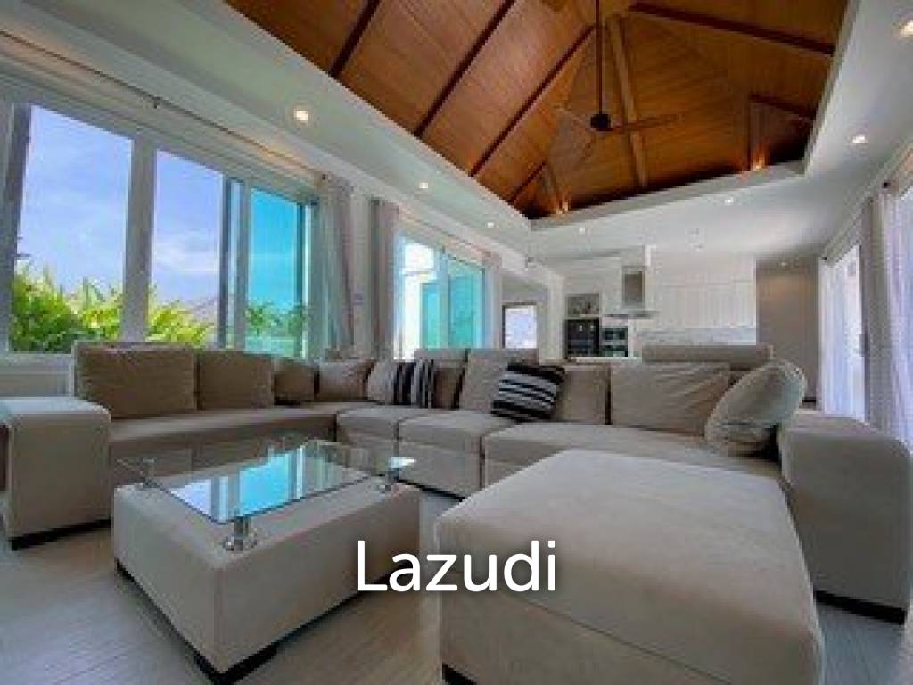Hillside Hamlet: 3 bed 3 bath with Yoga room