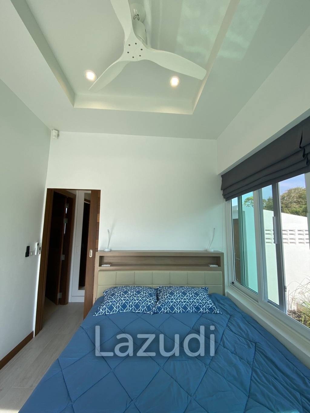 Hillside Hamlet: 3 bed 3 bath with Yoga room