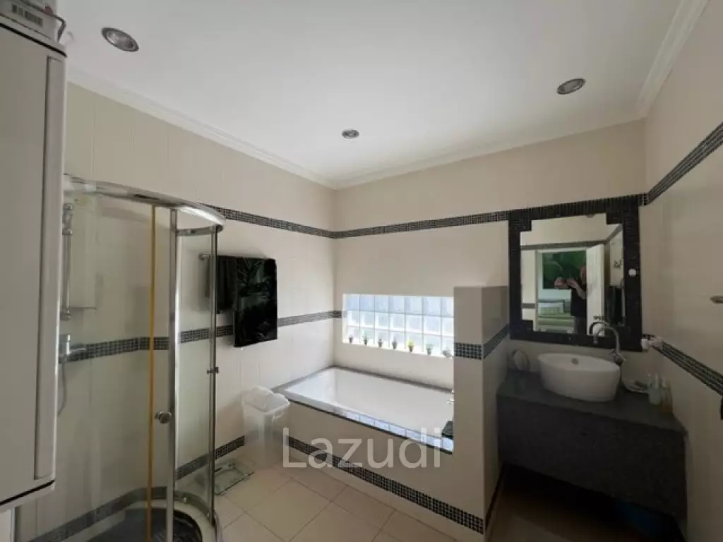 HANA VILLAGE   :  3 bed pool villa