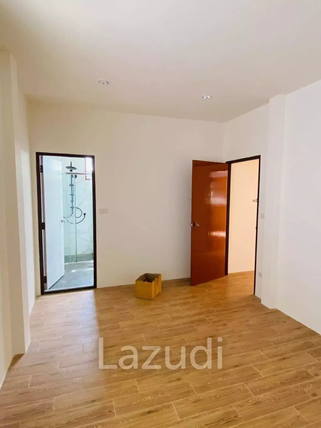 2 Bedrooms 3 Bahtrooms 111 Sqm. House in Sriracha