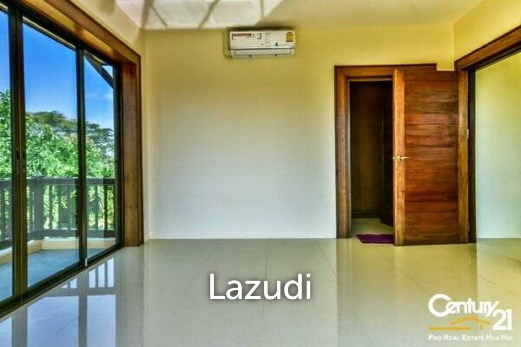 2,400 Sqm 3 Bed 3 Bath Villa For Sale