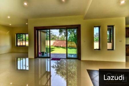 LEELAWADEE: High Quality Bali Style 3 Bed Pool Villa with Panoramic Mountain Views