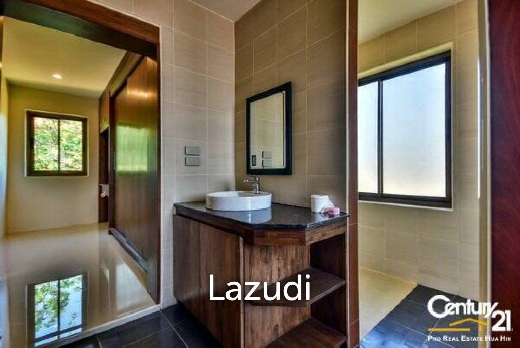 2,400 Sqm 3 Bed 3 Bath Villa For Sale