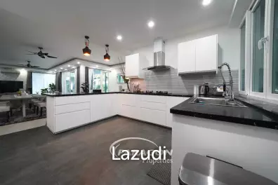 5 Bedroom House For Sale In Chateau Dale Villas