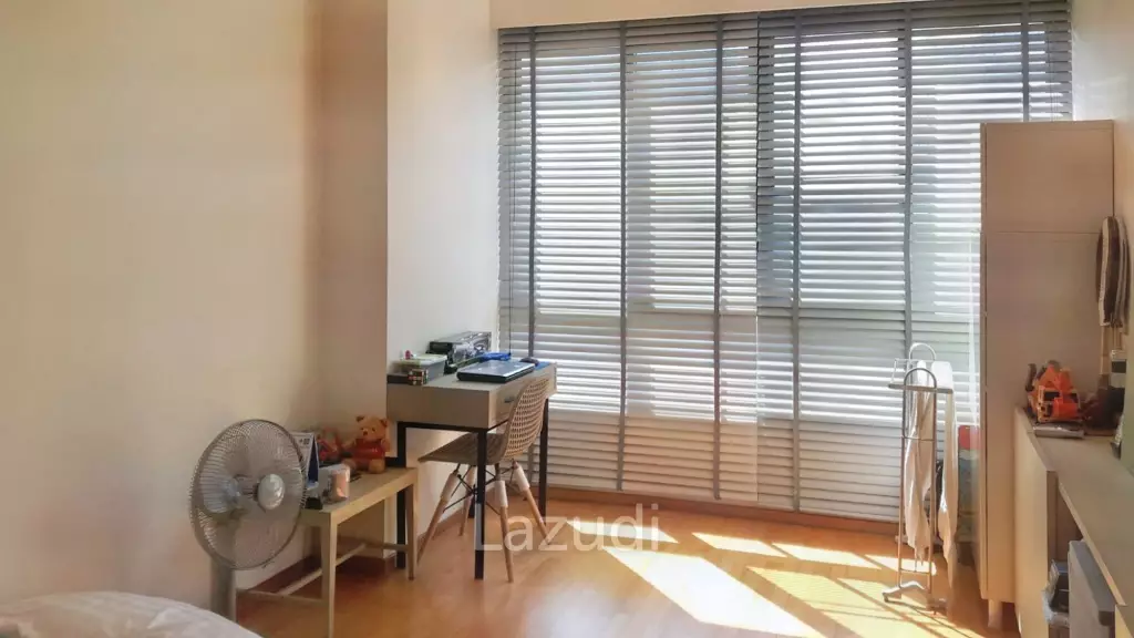2 Bed 2 Bath 85 SQ.M Issara @ 42 Sukhumvit
