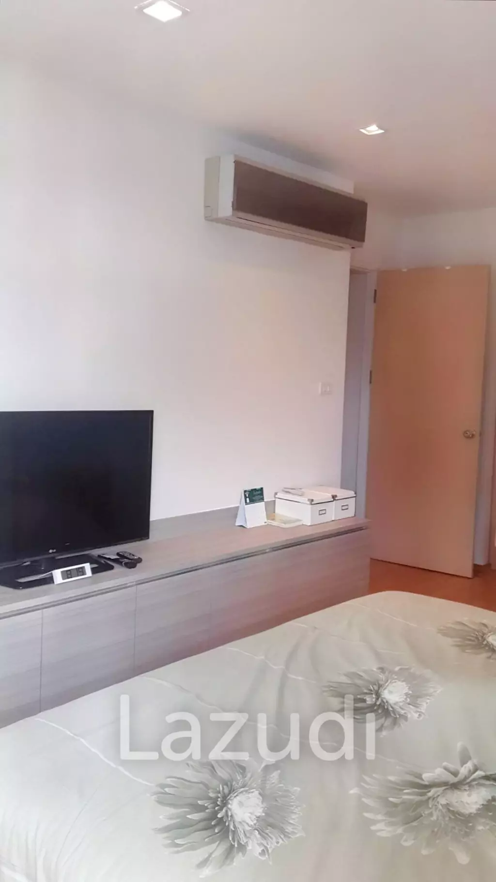 2 Bed 2 Bath 85 SQ.M Issara @ 42 Sukhumvit