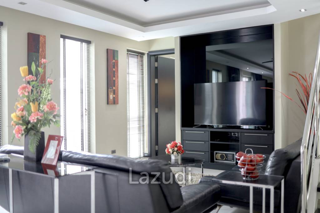 5 Bed 6 Bath 500 SQ.M Palm Oasis Villa Pattaya
