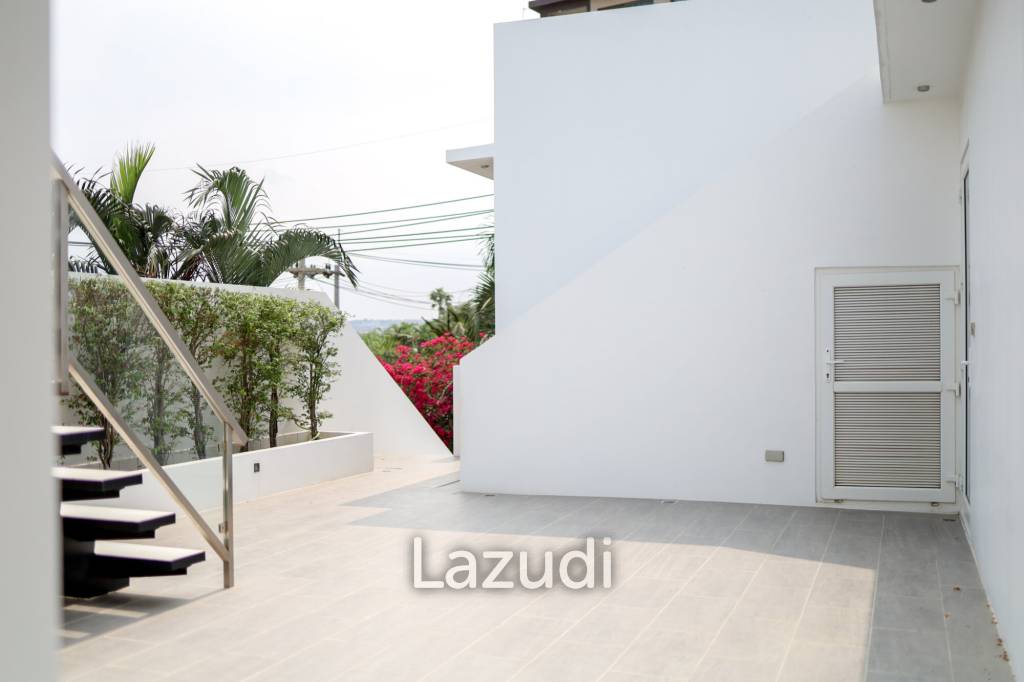 5 Bed 6 Bath 500 SQ.M Palm Oasis Villa Pattaya