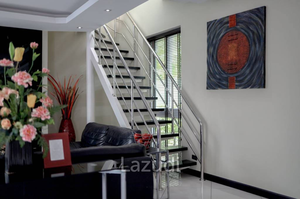 5 Bed 6 Bath 500 SQ.M Palm Oasis Villa Pattaya