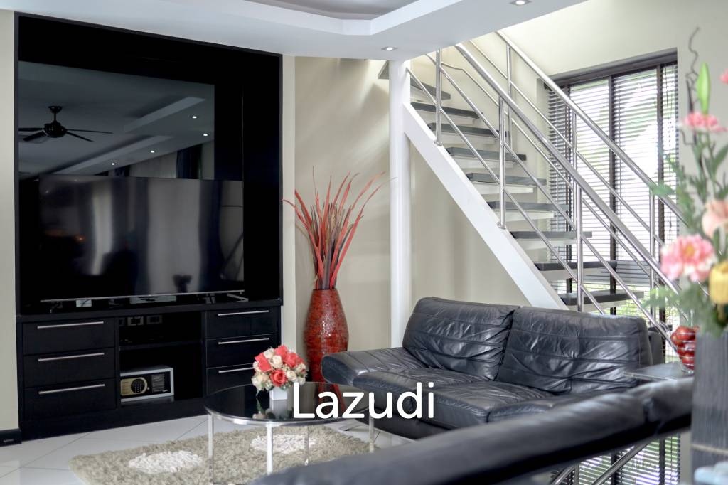 5 Bed 6 Bath 500 SQ.M Palm Oasis Villa Pattaya