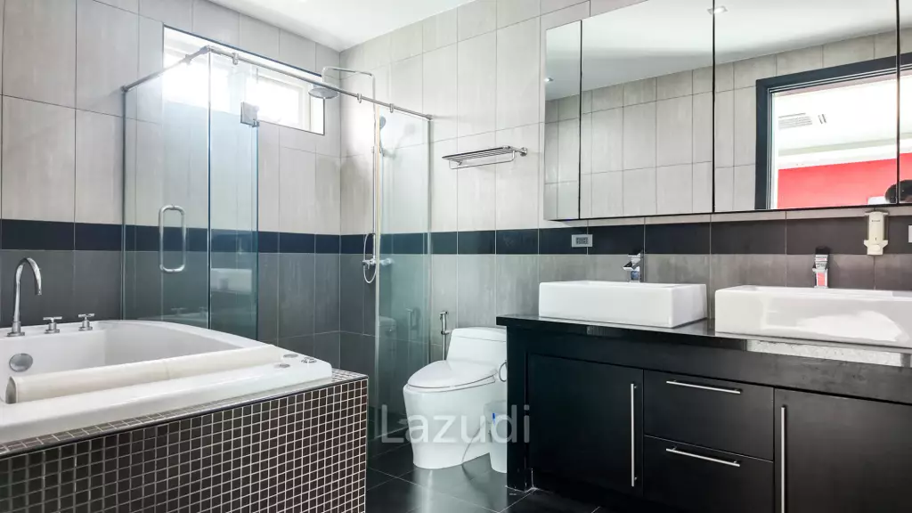 5 Bed 6 Bath 500 SQ.M Palm Oasis Villa Pattaya