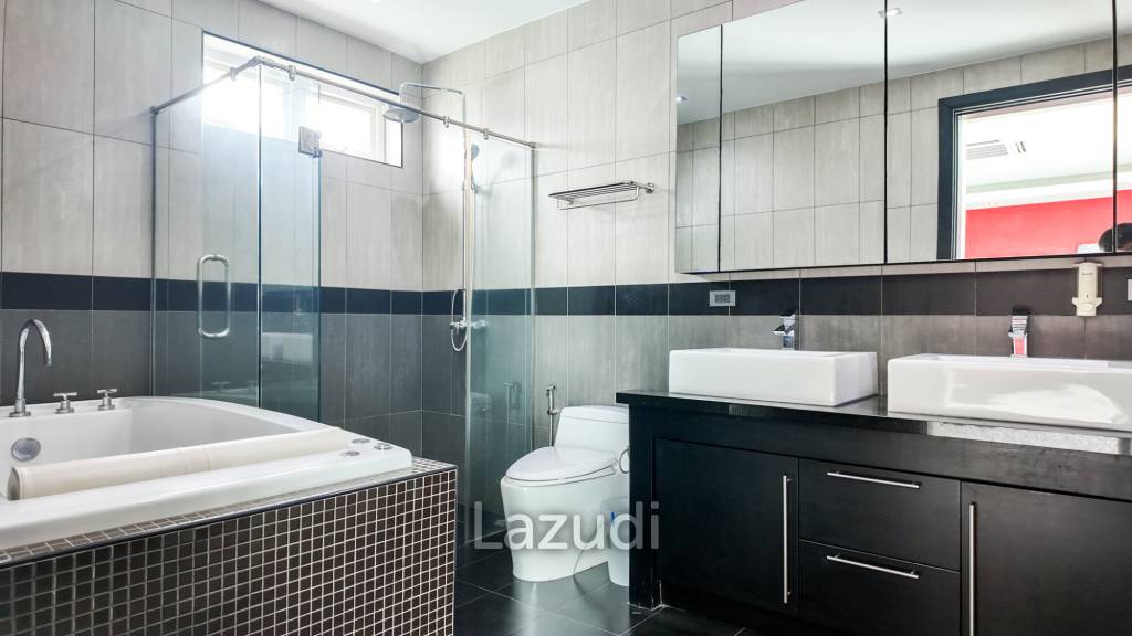 5 Bed 6 Bath 500 SQ.M Palm Oasis Villa Pattaya