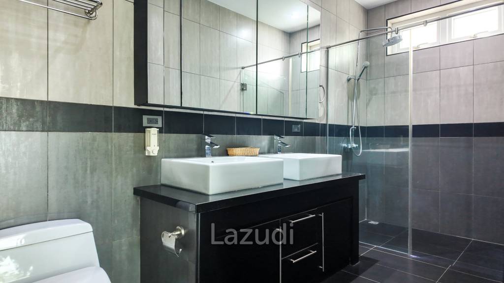 5 Bed 6 Bath 500 SQ.M Palm Oasis Villa Pattaya