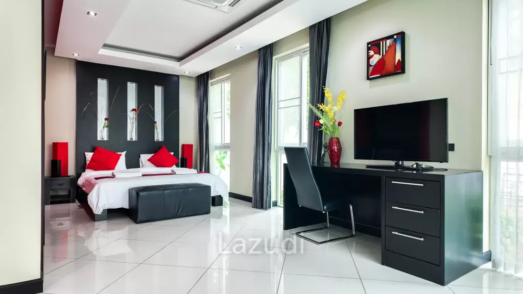 5 Bed 6 Bath 500 SQ.M Palm Oasis Villa Pattaya