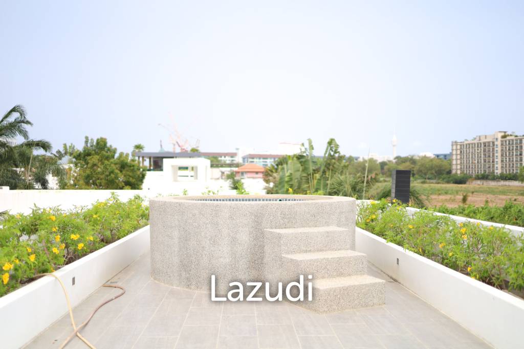 5 Bed 6 Bath 500 SQ.M Palm Oasis Villa Pattaya