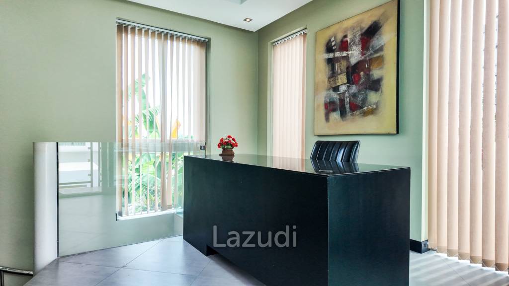5 Bed 6 Bath 500 SQ.M Palm Oasis Villa Pattaya