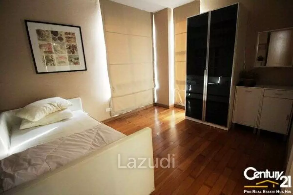 Beautiful 2 Bed Condo