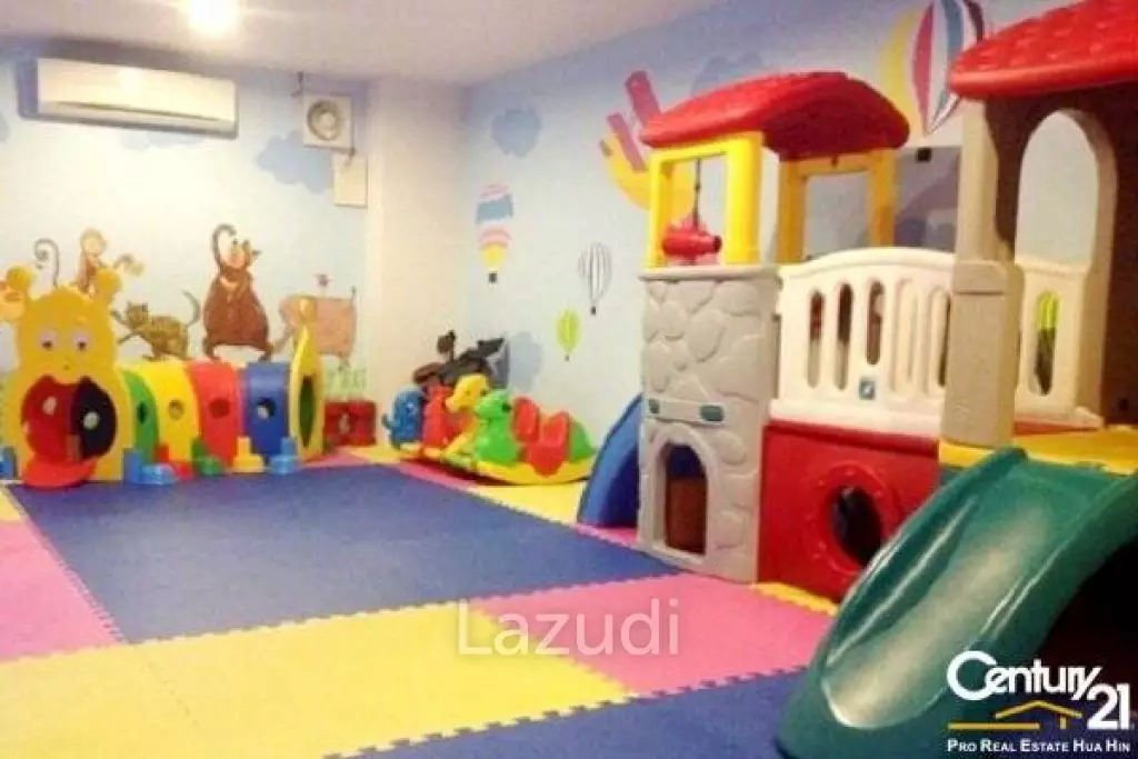 Beautiful 2 Bed Condo