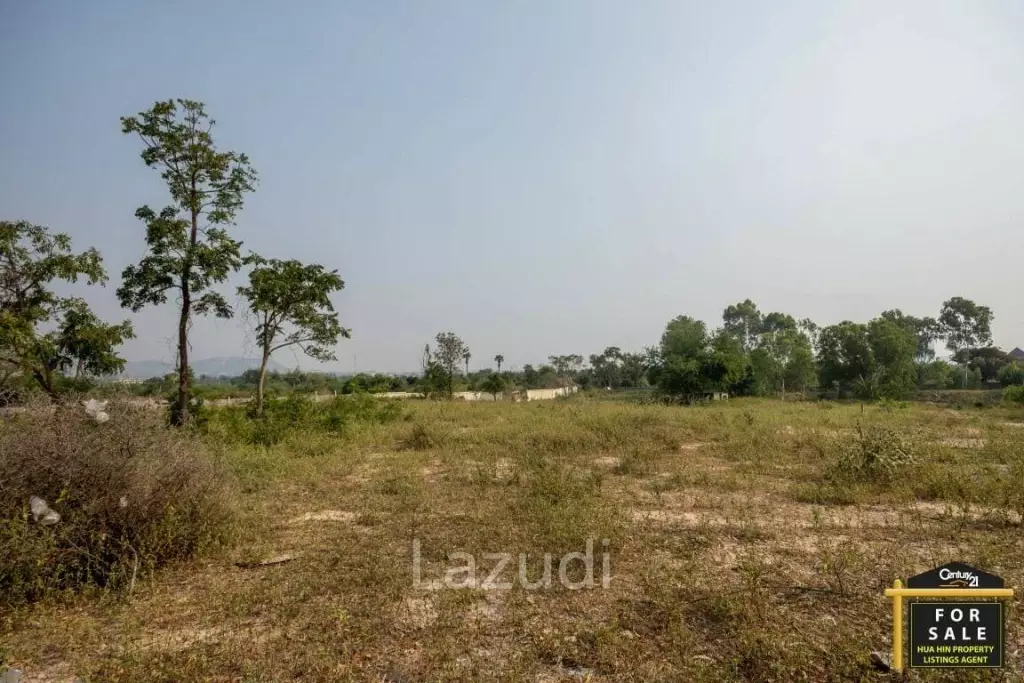 Prime Development Land with Sea Views 43 Rai
