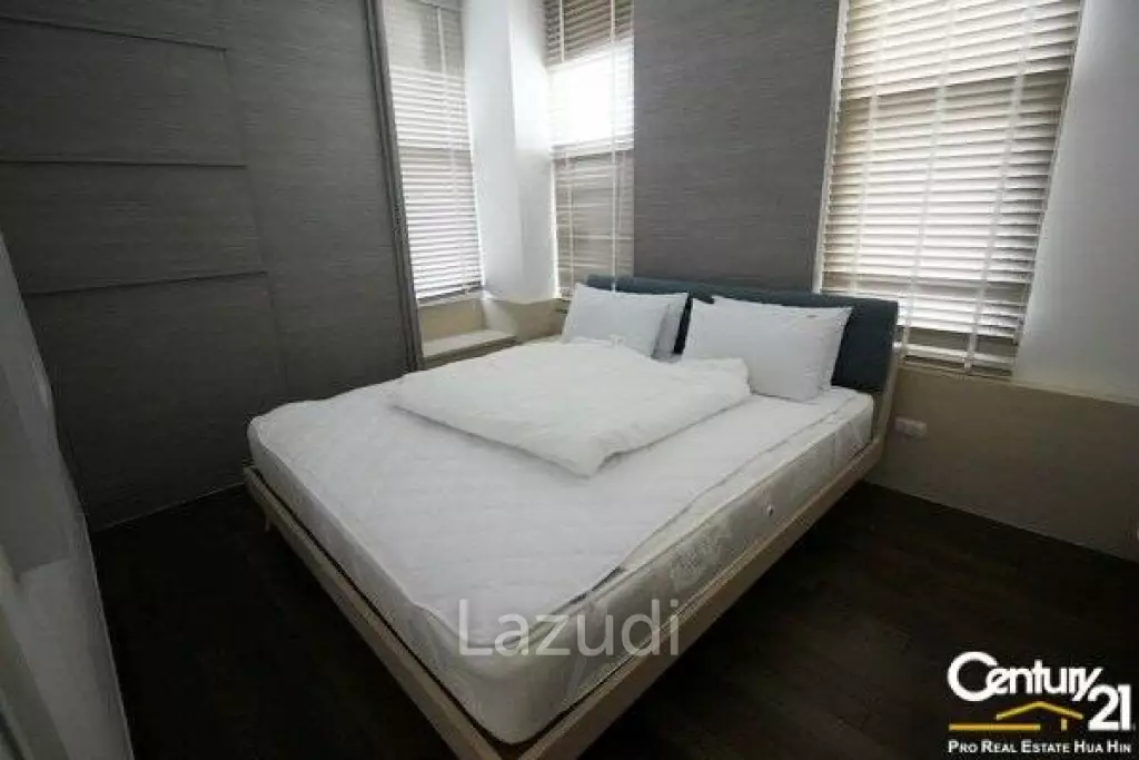 2 Bed Condo with Pool View